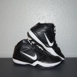 Black and White Nike’s